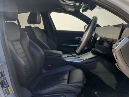 2023 BMW 3 Series - thumbnail 12