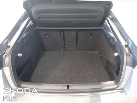 2023 Skoda Octavia - thumbnail 10