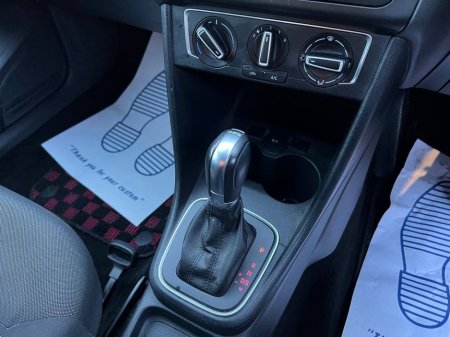 2016 Volkswagen Polo COMFORTLINE 1.2 TSI // 16" GTI ALLOYS // REVERSE CAMERA // ADAPTIVE CRUISE CONTROL €12,900 thumbnail