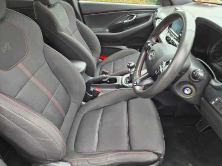 2022 Hyundai i30 - thumbnail 17