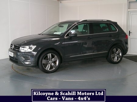 2019 Volkswagen Tiguan - view 3