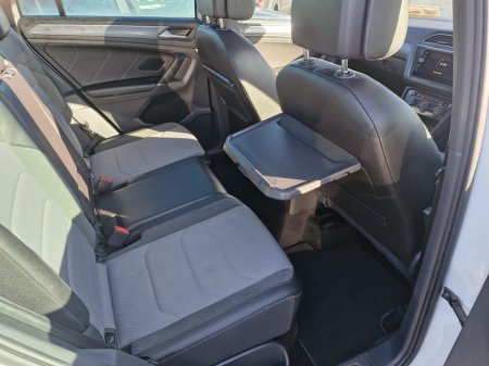 2018 Volkswagen Tiguan - thumbnail 20