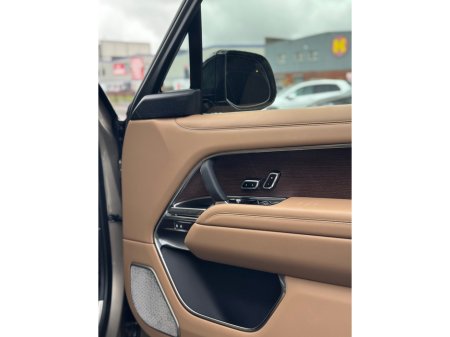 2025 Land Rover Range Rover - thumbnail 7
