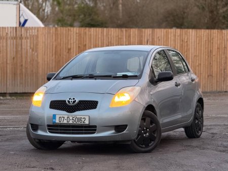 2007 Toyota Yaris - thumbnail 1