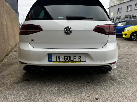 2014 Volkswagen Golf Golf R  4 motion 2.0 turbo 300hp DSG automatic hugh spec €19,900