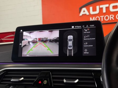 2020 BMW 5 Series - thumbnail 13