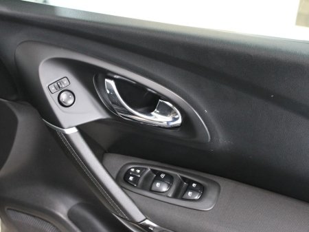 2016 Renault Kadjar - thumbnail 25