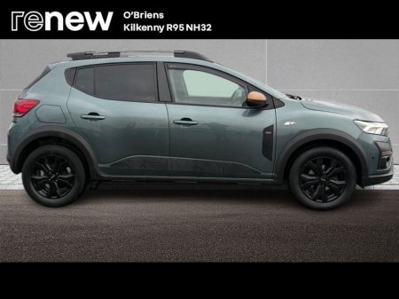 2023 Dacia Sandero Stepway EXTREME 1.0 TCE 90 BHP 5DR *TOP SPEC - ONLY 31,509 KMS - 2 YEARS WARRANTY* €17,900 thumbnail