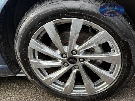 2023 Ford Kuga VIGNALE 2.5 PHEV 225 S6.2 C €33,500 thumbnail