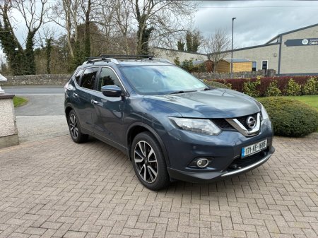 2017 Nissan X-Trail - thumbnail 3