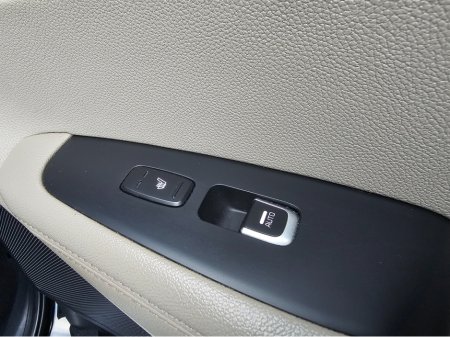 2016 Kia Sorento PLATINUM 5DR €12,950 thumbnail