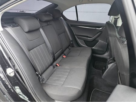 2017 Skoda Octavia STYLE 1.0 TSI 115HP 4DR €13,950 thumbnail