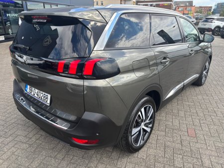 2019 Peugeot 5008  €20,950