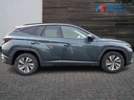 2022 Hyundai Tucson - view 4