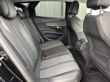 2022 Peugeot 3008 - thumbnail 18