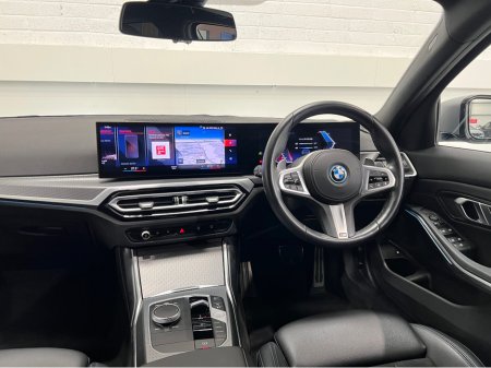 2023 BMW 3 Series - thumbnail 22