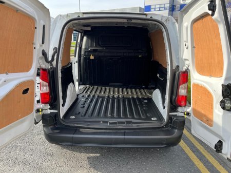 2023 Peugeot Partner - thumbnail 6