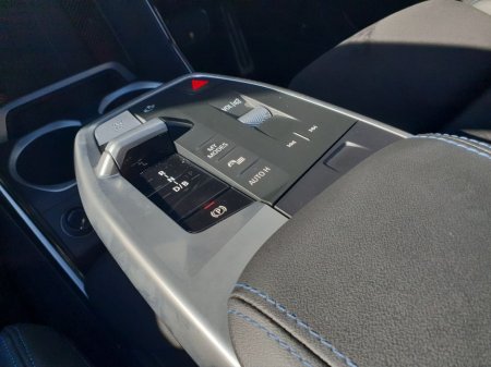 2024 BMW iX2 - thumbnail 10