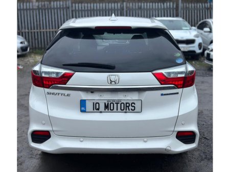 2017 Honda Shuttle 1.5L Petrol-Hybrid Estate Automatic €12,495 thumbnail