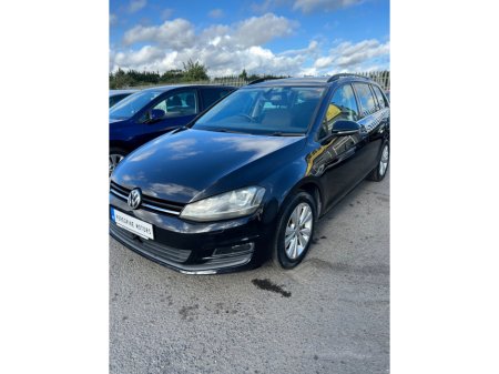 2014 Volkswagen Golf  €10,950 thumbnail