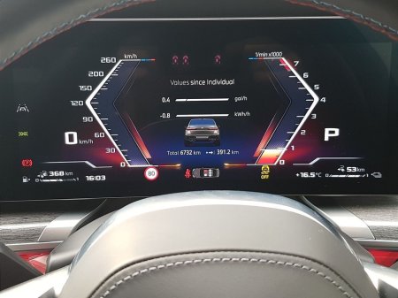 2025 BMW 7 Series M760e €134,995 thumbnail