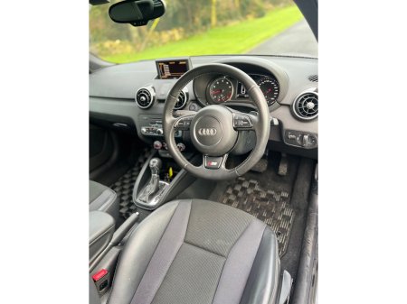 2014 Audi A1 - thumbnail 8