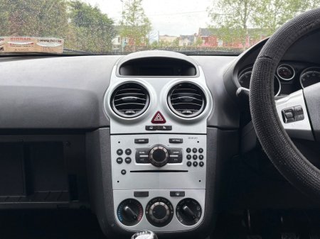 2011 Opel Corsa - thumbnail 11