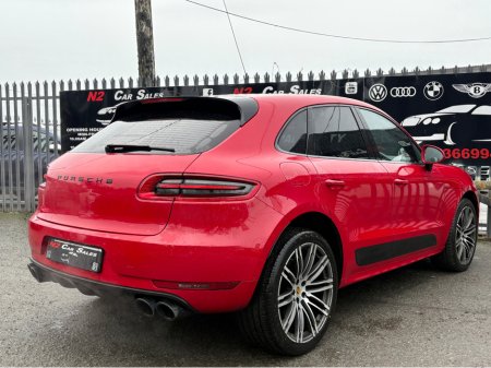 2017 Porsche Macan - view 4