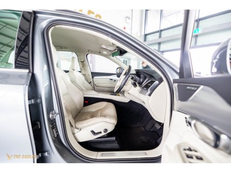 2019 Volvo XC90 - thumbnail 8