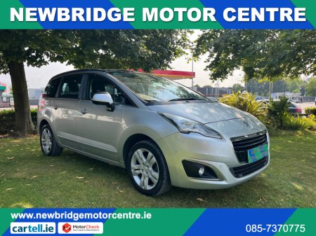 2016 Peugeot 5008 1.6  BLUE PANORAMIC  HDI