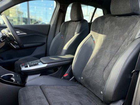 2026 BMW iX2 - thumbnail 4