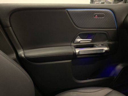 2025 Mercedes-Benz GLB 200 d 4 MATIC Progressive Line + (7) thumbnail
