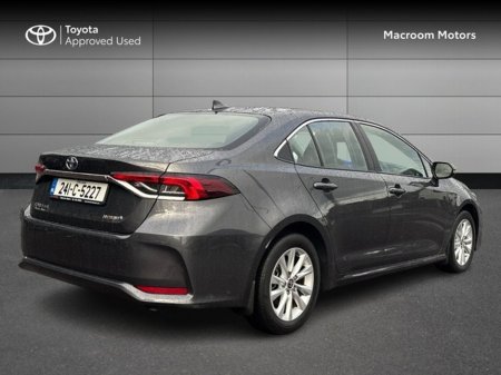 2024 Toyota Corolla LUNA SALOON 4DR AUTO €29,000 thumbnail