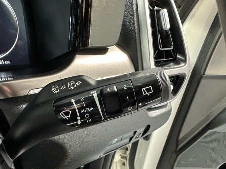 2022 Kia Sorento - thumbnail 17