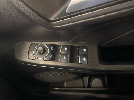 2023 Ford Kuga - thumbnail 15