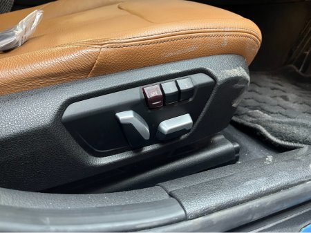 2018 BMW 3 Series - thumbnail 12