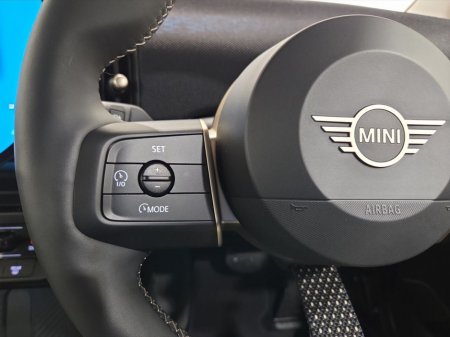 2025 MINI Hatch - thumbnail 17