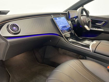 2025 Mercedes-Benz EQE - thumbnail 6