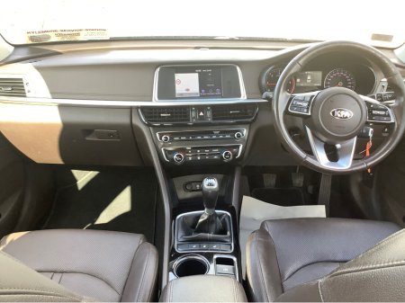 2019 Kia Optima - thumbnail 18