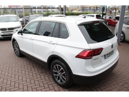 2017 Volkswagen Tiguan - thumbnail 6