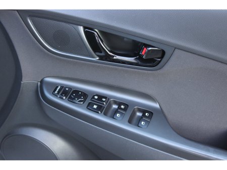 2020 Hyundai Kona - thumbnail 15