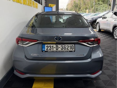 2023 Toyota Corolla Luna Saloon 4DR Auto €24,777 thumbnail