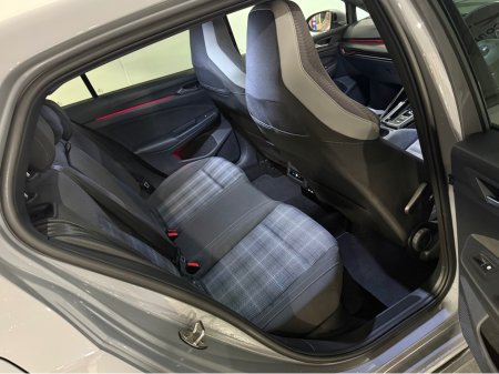 2022 Volkswagen Golf - thumbnail 14