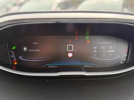 2018 Peugeot 5008 - thumbnail 23