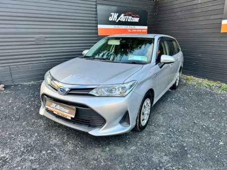 2018 Toyota Corolla - thumbnail 3