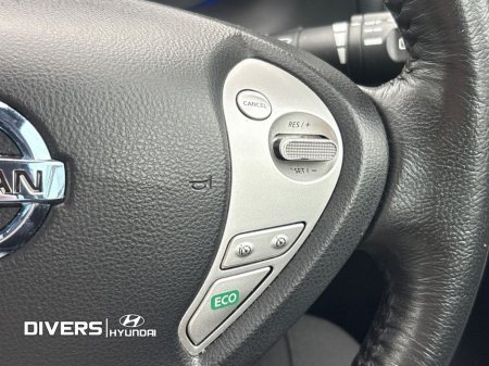 2017 Nissan Leaf - thumbnail 22