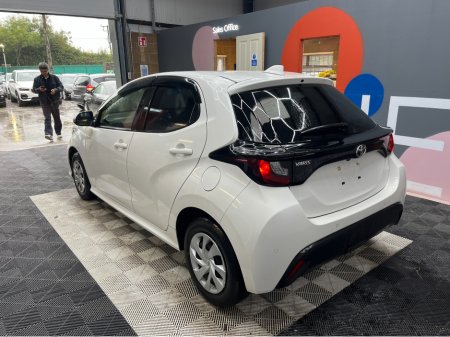 2021 Toyota Yaris €15950! 2021 TOYOTA YARIS 1.0L PETROL / 90K KMS / REVERSE CAMERA & MORE €15,950