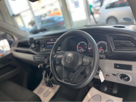 2021 Volkswagen Transporter - thumbnail 11