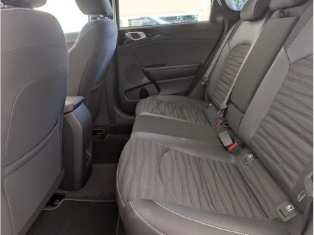 2026 Kia Ceed - thumbnail 8