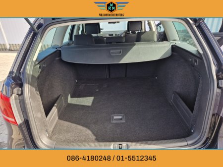 2012 Volkswagen Passat - thumbnail 10